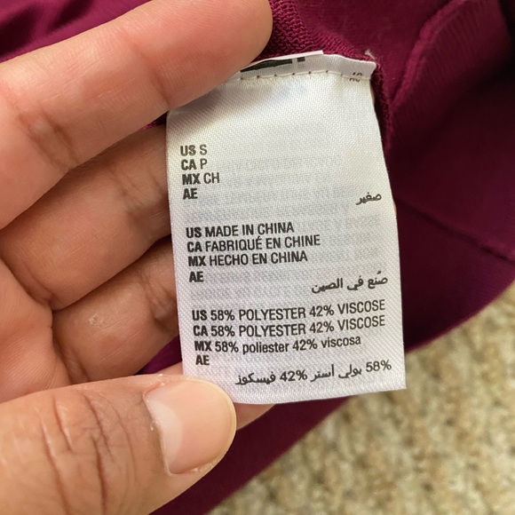 I.N.C INTERNATIONAL CONCEPTS | V-Neck Sweater Small - Picture 10 of 12